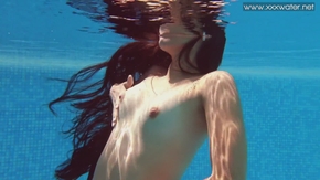 Small tits Latina babe Andreina Deluxe underwater